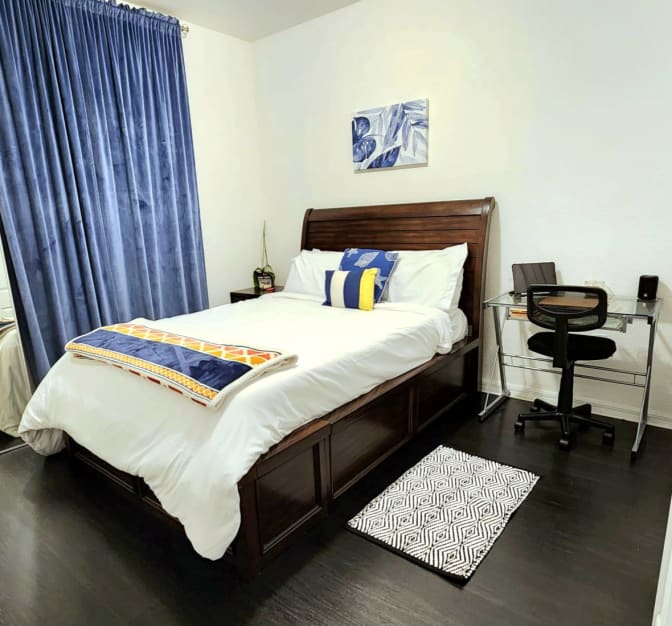 Zarish's room