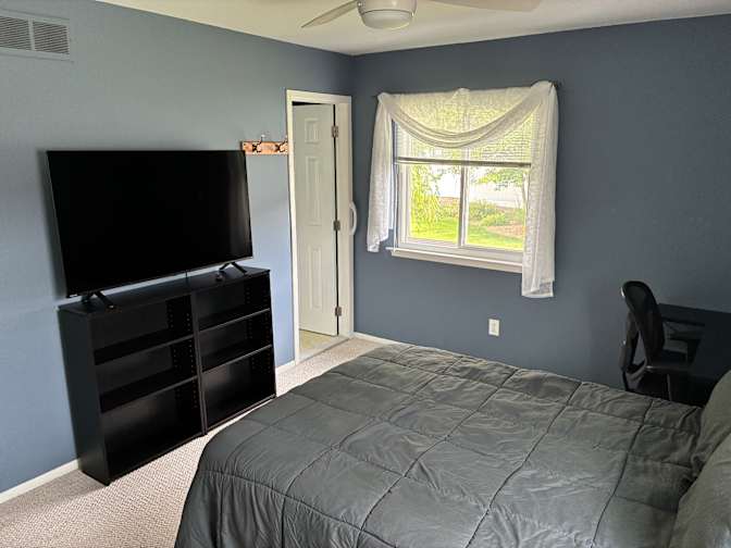 Steve's room
