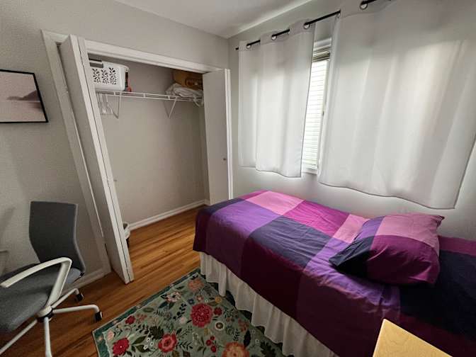 Alisa's room