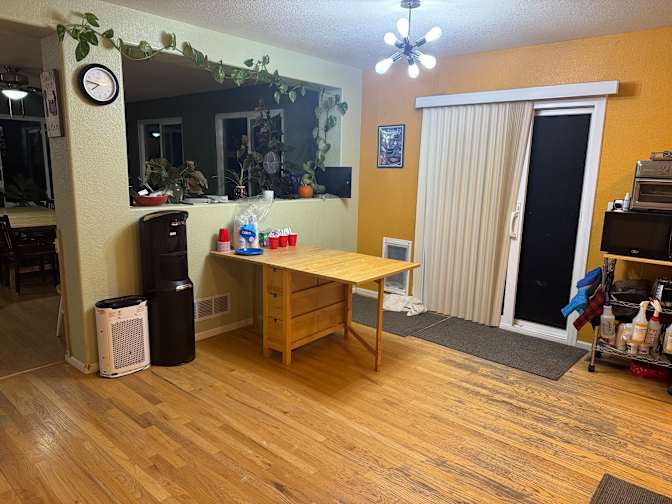 Hannah's room