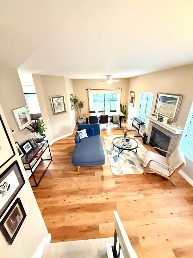 R's room