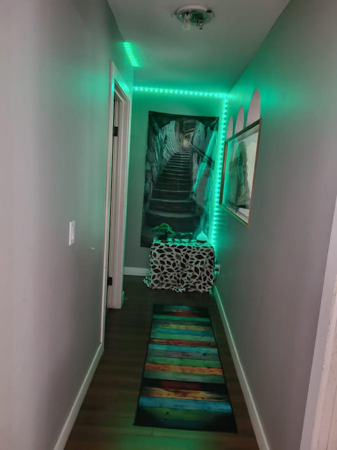 Eddy's room