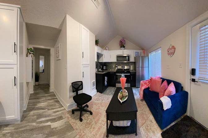 GiGi's room