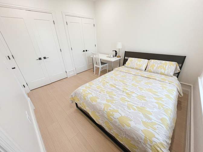 Vivian's room