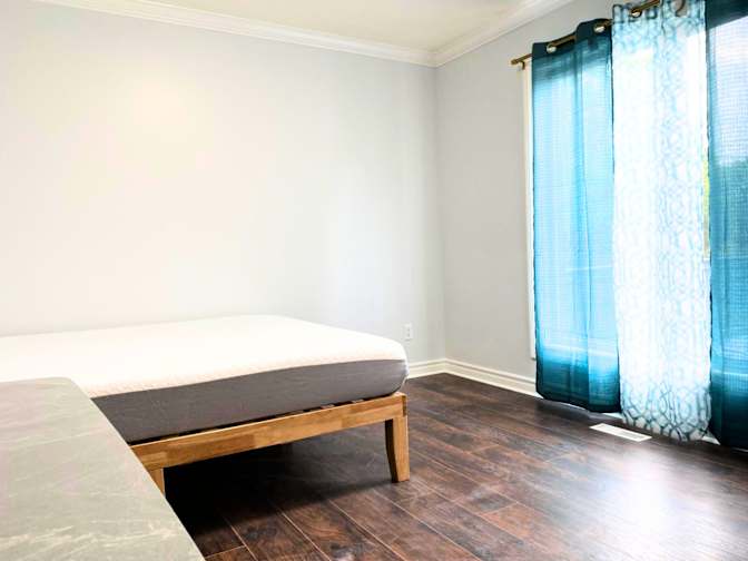 Rachelle's room