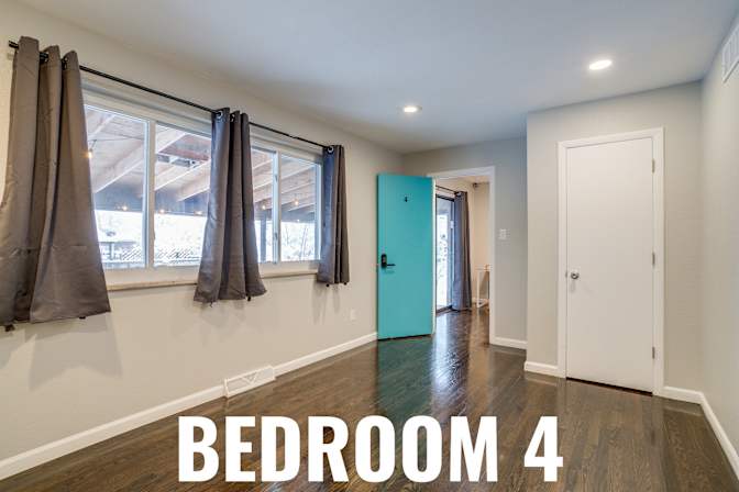 HomeCrew's room