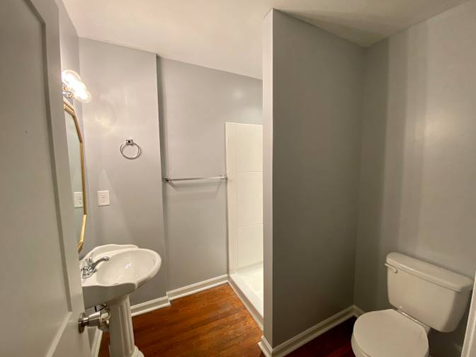 Alcove Rooms's room