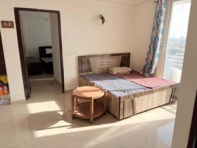 Arka Chakraborty's room