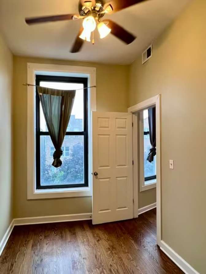Ylijah's room