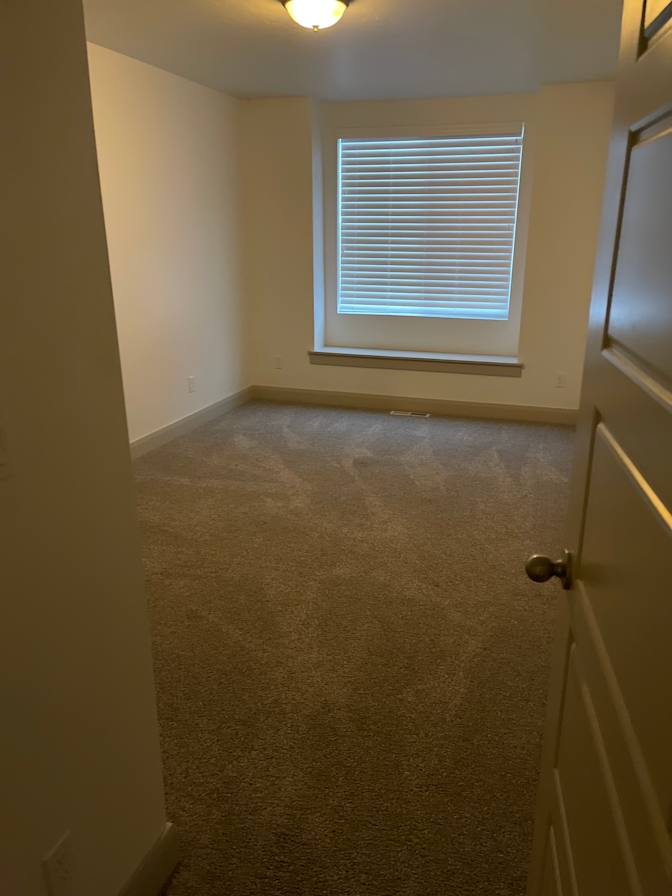 Jonthan's room