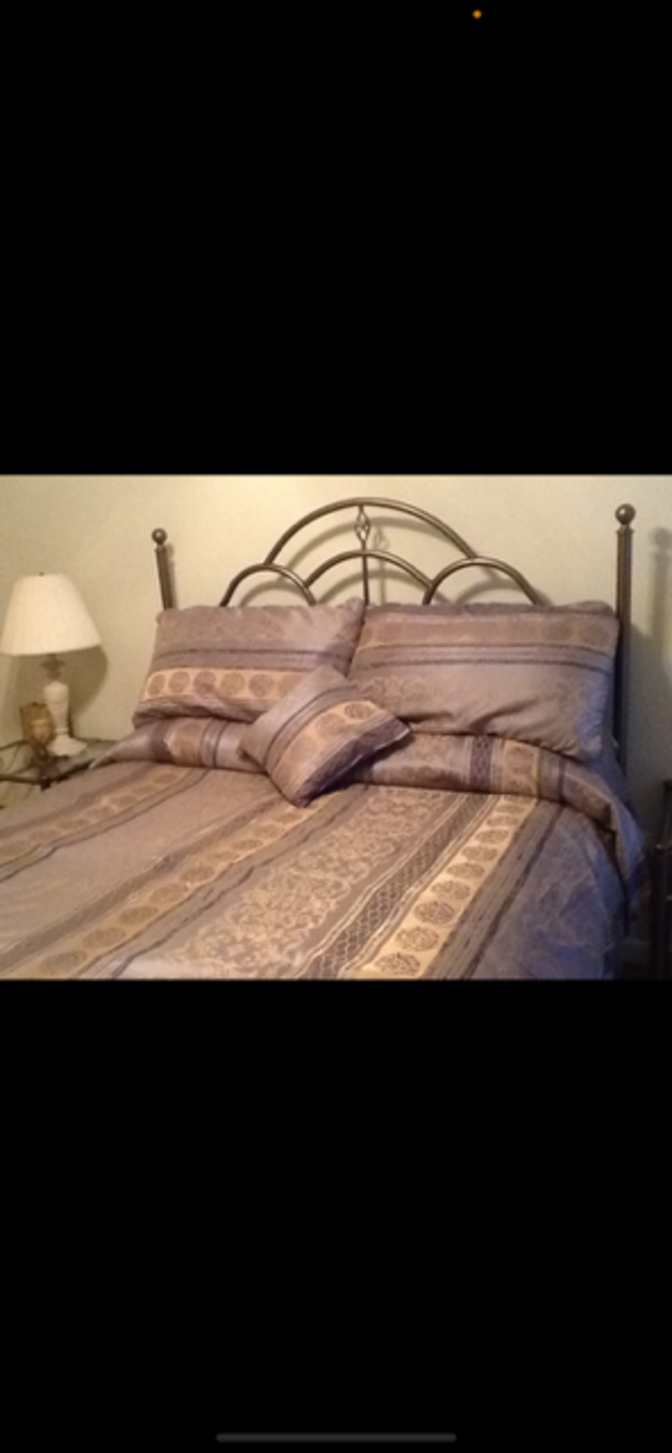 Teri-Lynn Calderon's room