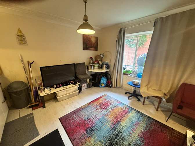 Vishnu Priya's room