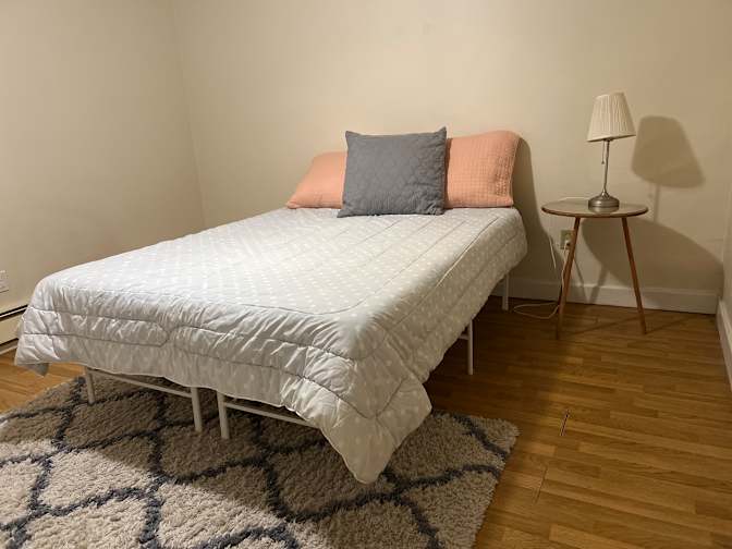 CRG Properties's room