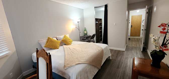 MELODY ZAFARALLA's room