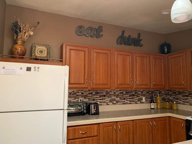 JENNIFER's room