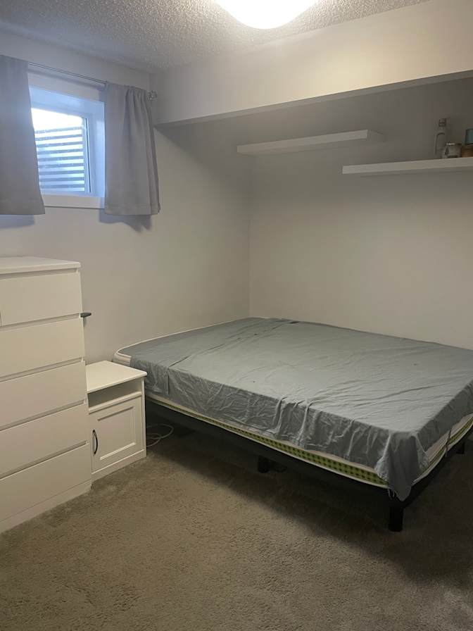 Sandy Maxwell's room