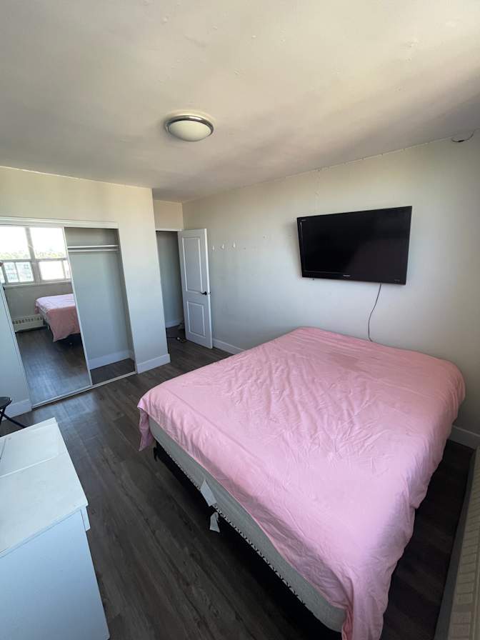 Nathaly's room