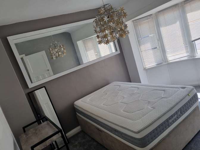 Baljit Tatter's room