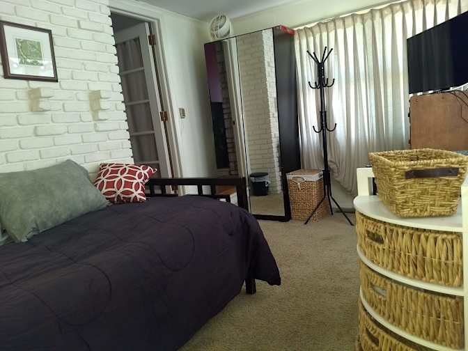 JEAN's room