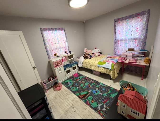 Raychel Wise's room