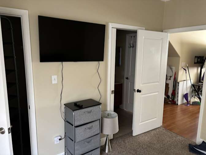Owen McLeod's room