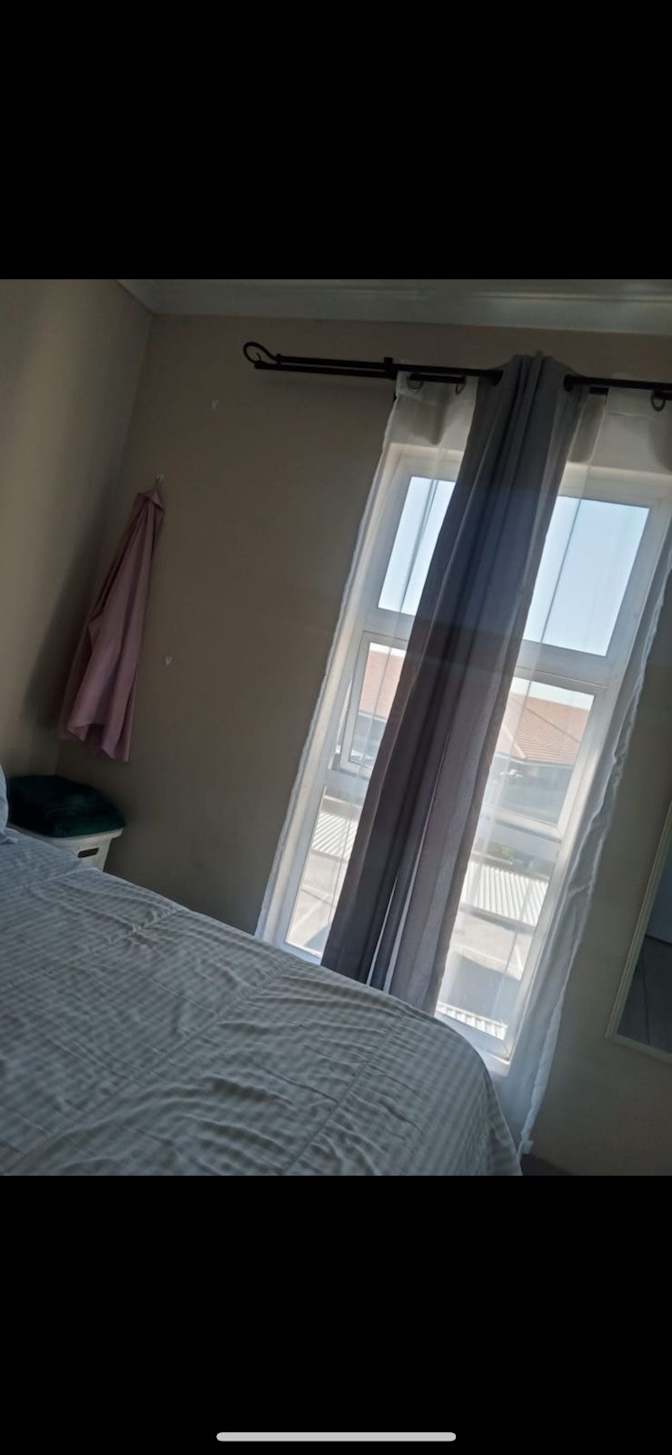 Vanessa ablant's room