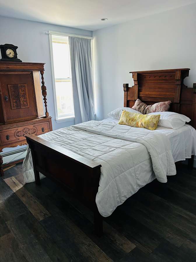 Jocelynn's room