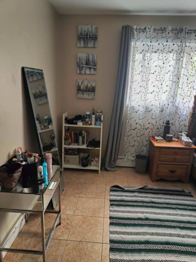Fadia's room