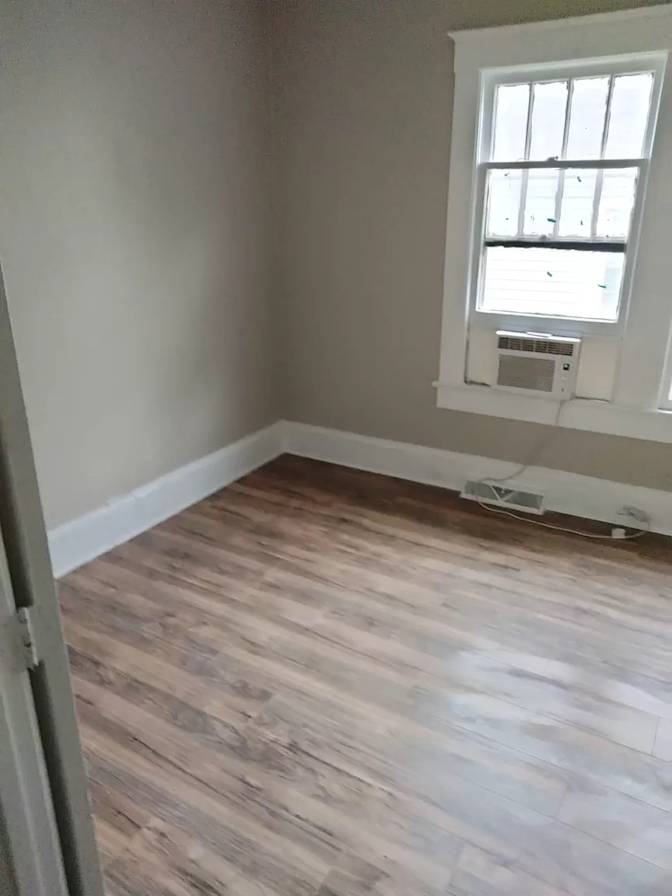 Alcove Rooms's room
