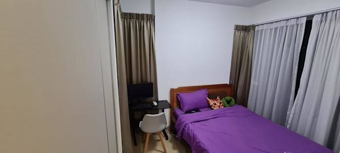 Vic's room