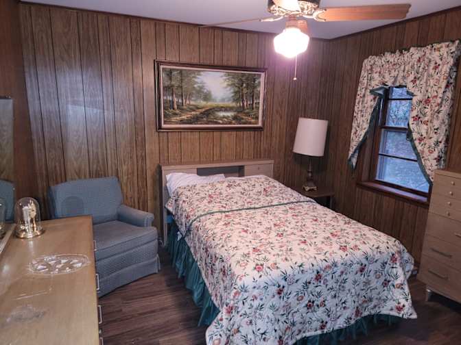Jacqueline Anderson's room