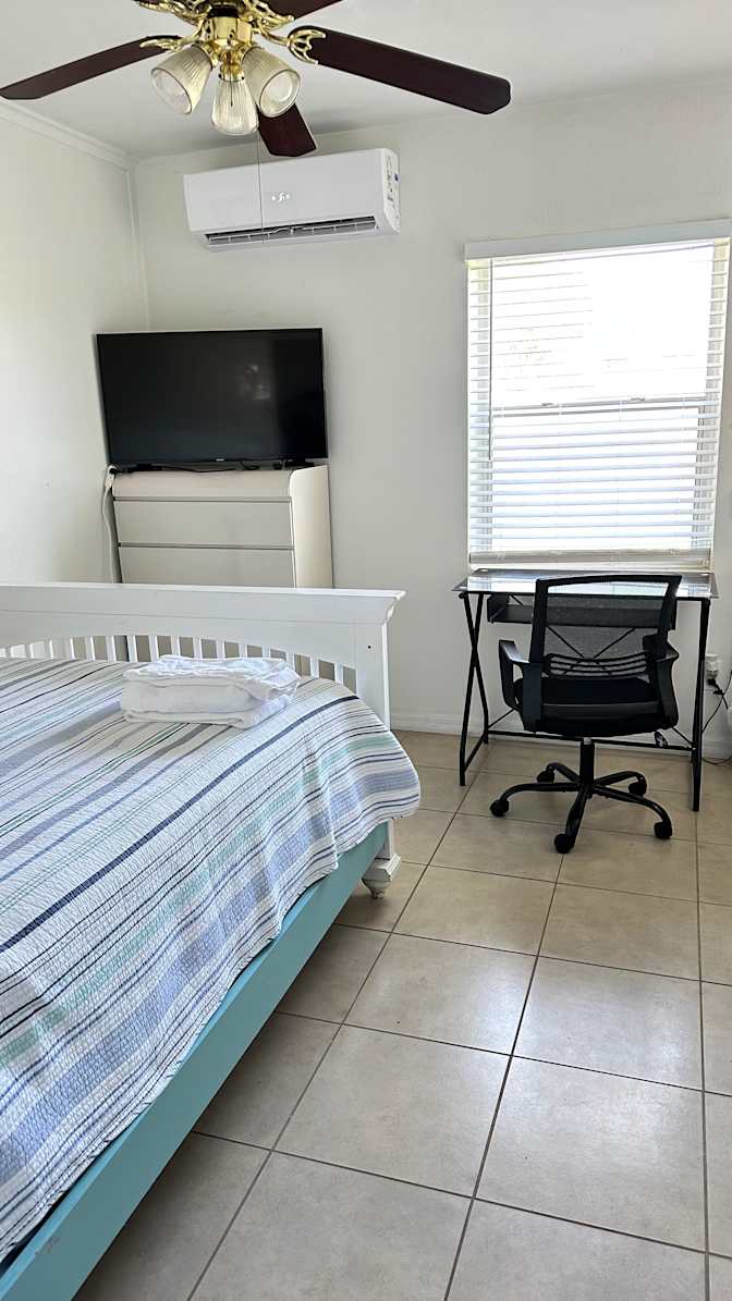 anna's room