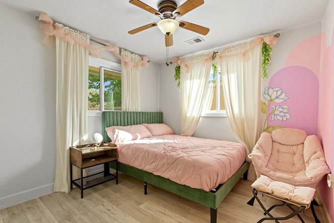 PadSplit's room