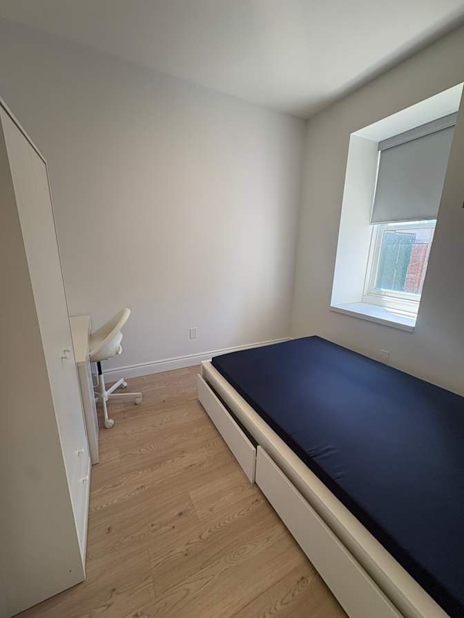mac's room