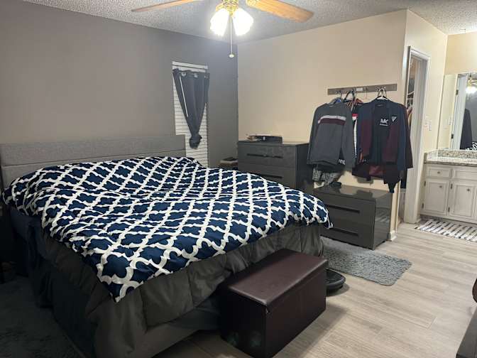 Manuelito's room
