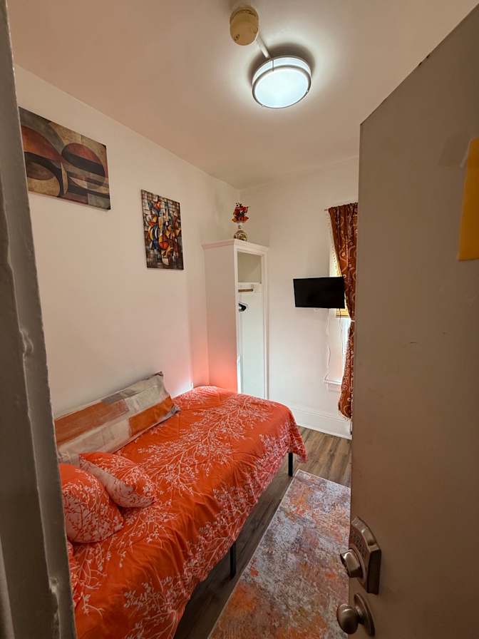 Ike's room