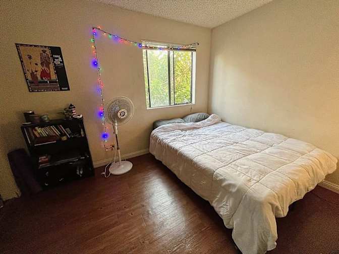 Santi's room