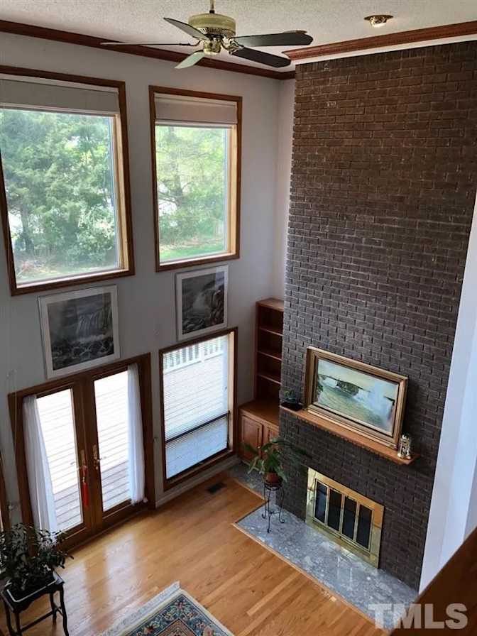 Alcove Rooms's room