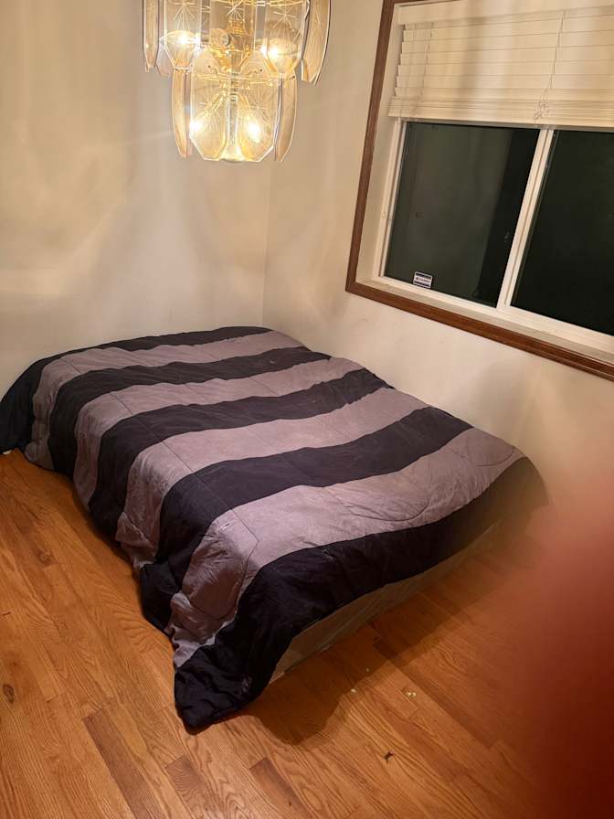 Os. C's room
