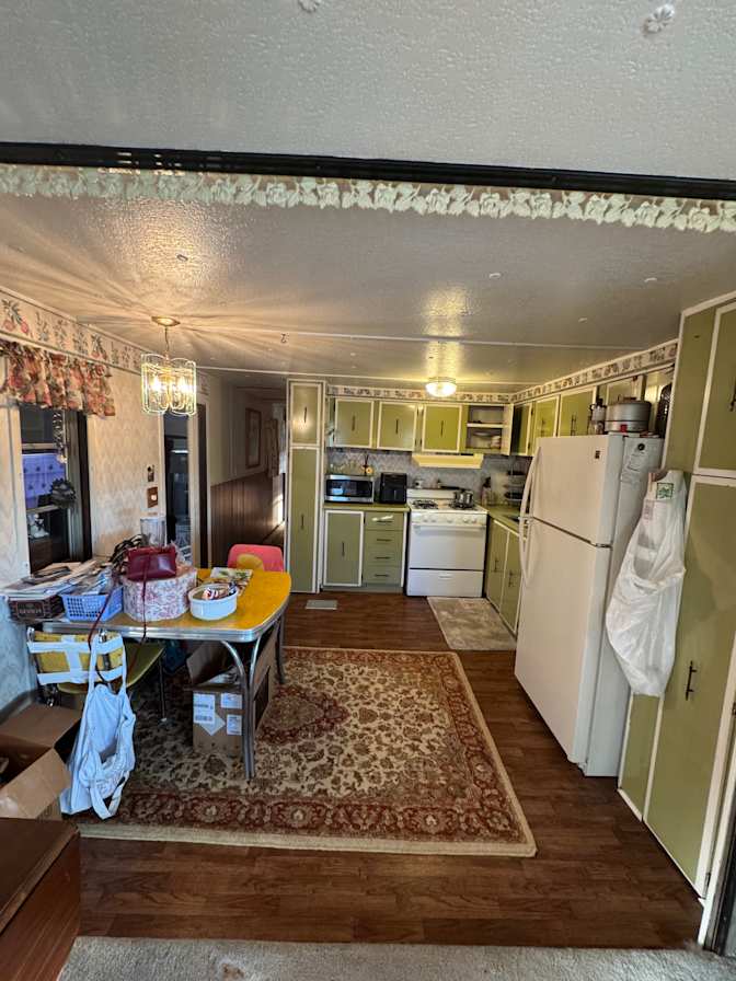 Gayle's room