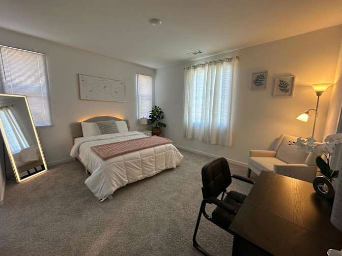Ali's room