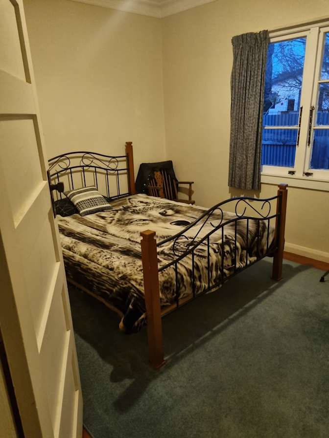 Jen's room