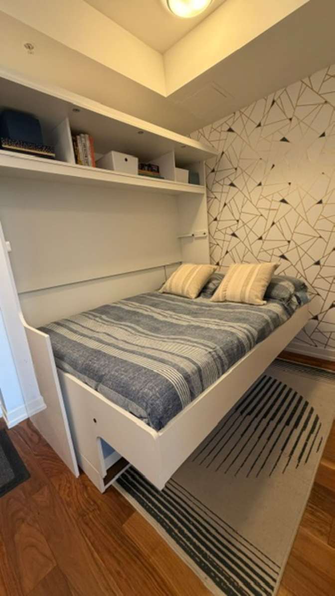 Mauricio Mendoza's room