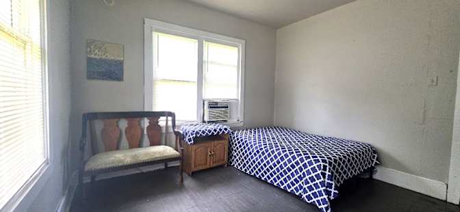 Eric Adams's room