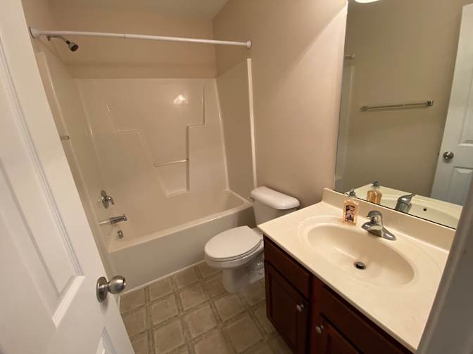 Alcove Rooms's room