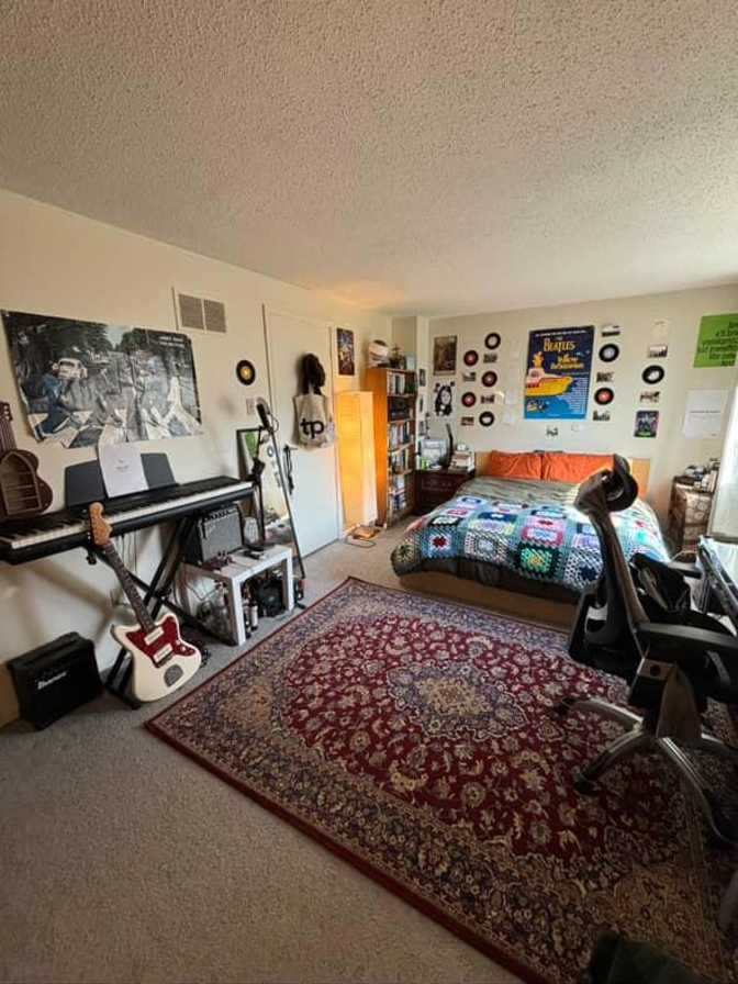 Joshua Oluwadunsin Kehinde's room