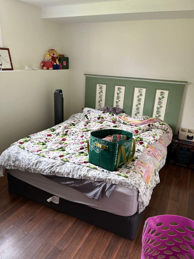 Jennifer's room