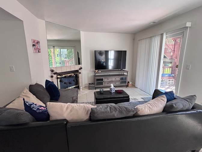 Alicia's room