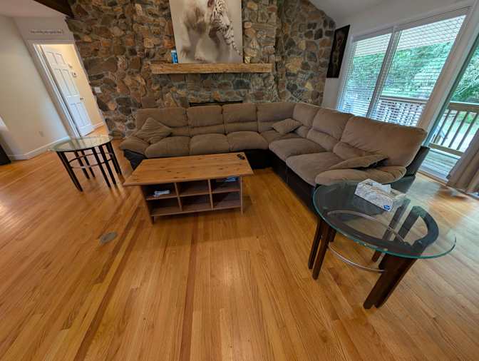 Alcove Rooms's room