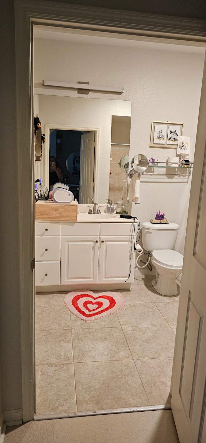 Ash's room